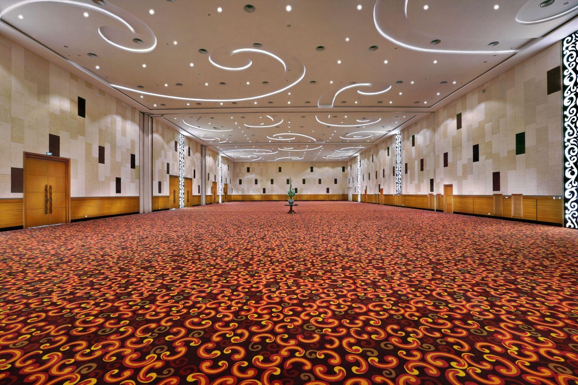 The Alana Yogyakarta Hotel And Convention Center Экстерьер фото